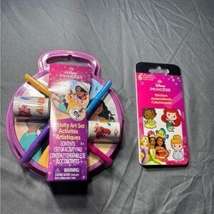 New Disney Princess Travel Art Set NWT